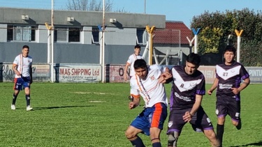 Se juega la 7° fecha del Clausura de la Liga Nicoleña de Futbol. Se juega la 7° fecha del Clausura de la Liga Nicoleña de Futbol.