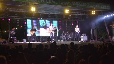 Durante el feriado de Carnaval, los días 15 y 16 de febrero, la ciudad volverá a vibrar al ritmo de la música y la danza con la realización de la 9ª edición del festival San Pedro Canta, que tendrá lugar en el Paseo Público Municipal. Durante el feriado de Carnaval, los días 15 y 16 de febrero, la ciudad volverá a vibrar al ritmo de la música y la danza con la realización de la 9ª edición del festival San Pedro Canta, que tendrá lugar en el Paseo Público Municipal.
