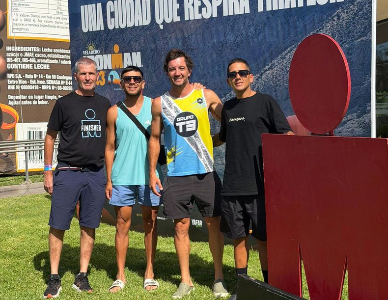 Andrés Bourdá, Santiago Rosales, Ramiro Llan de Rosos y Juan Martín Digilio en San Juan.