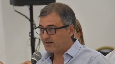 El tratamiento de la rendición de cuentas en el Concejo Deliberante de Ramallo comenzó a generar fuertes debates políticos y creciente preocupación por la situación económica del Municipio y del Hospital José María Gomendio, en medio de cuestionamientos por el aumento de la deuda y la falta de respuestas oficiales. El tratamiento de la rendición de cuentas en el Concejo Deliberante de Ramallo comenzó a generar fuertes debates políticos y creciente preocupación por la situación económica del Municipio y del Hospital José María Gomendio, en medio de cuestionamientos por el aumento de la deuda y la falta de respuestas oficiales.