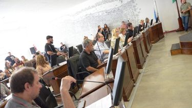 En la sesión de ayer, el Concejo Deliberante de Zárate recibió el Presupuesto Municipal 2026 que fue girado a las comisiones de Presupuesto y Haciendo y Legislación e Interpretación. En la sesión de ayer, el Concejo Deliberante de Zárate recibió el Presupuesto Municipal 2026 que fue girado a las comisiones de Presupuesto y Haciendo y Legislación e Interpretación.