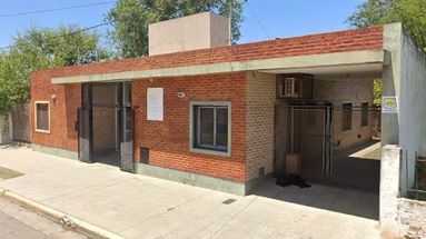 El Caps Elustondo se ubica en calle Florida al 2200 del barrio 12 de Octubre.