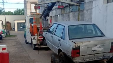 Las unidades fueron trasladadas al playón municipal, quedando a disposición del Juzgado de Faltas interviniente hasta que sus propietarios regularicen la situación administrativa y técnica de los vehículos. Las unidades fueron trasladadas al playón municipal, quedando a disposición del Juzgado de Faltas interviniente hasta que sus propietarios regularicen la situación administrativa y técnica de los vehículos.