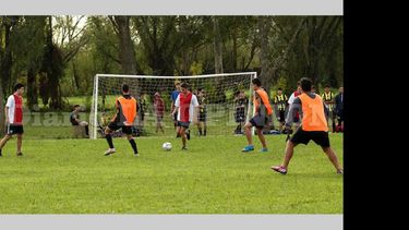 Los Juegos comenzaron con las fases preliminares de fútbol masculino en Maristas. (PRENSA MUNICIPIO) Los Juegos comenzaron con las fases preliminares de fútbol masculino en Maristas. (PRENSA MUNICIPIO)