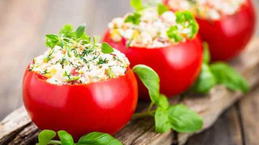 Llegan las festividades y las familias de San Pedro se preguntan cuánto deberán invertir para armar la mesa navideña y de Año Nuevo. Llegan las festividades y las familias de San Pedro se preguntan cuánto deberán invertir para armar la mesa navideña y de Año Nuevo.