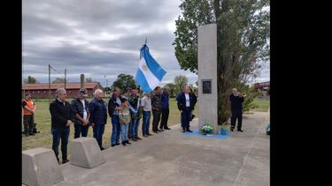 El Monumento a los Caídos será el espacio en que se concrete el acto oficial para homenajear a Silva y a Patrone. El Monumento a los Caídos será el espacio en que se concrete el acto oficial para homenajear a Silva y a Patrone.