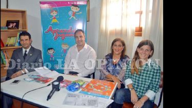 Raschia, Castrogiovanni, Rottini y Martinez Apesteguía, durante la presentación. (LA OPINION)