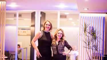 Romina Apesteguía y Lorena Monastra , las responsables de llevar adelanta la empresa Amé.