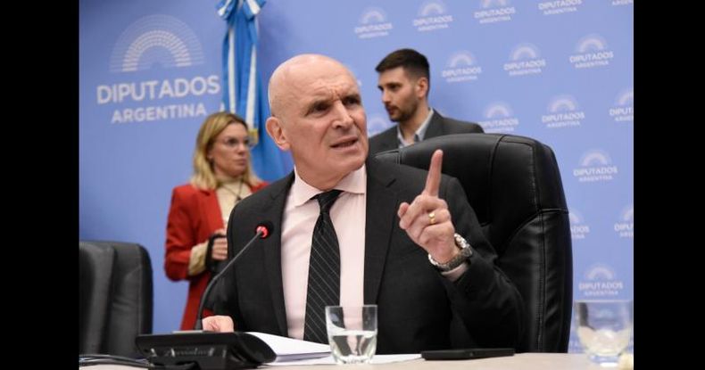 El pergaminense José Luis Espert fue el miembro informante del oficialismo en el tratamiento del Paquete Fiscal en la Cámara de Diputados.