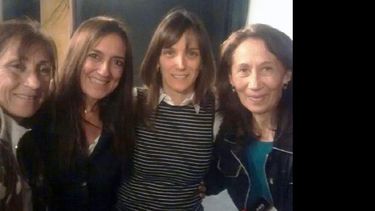 Marita Conti junto a Ana Ramírez, Malena Galmarini y Janet Liló. (FRENTE RENOVADOR)