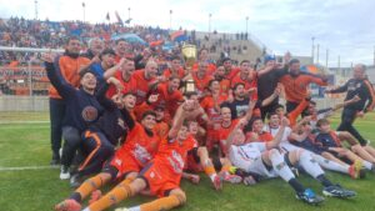 Regatas es campeón del Torneo Apertura de la Liga Nicoleña de Fútbol Regatas es campeón del Torneo Apertura de la Liga Nicoleña de Fútbol