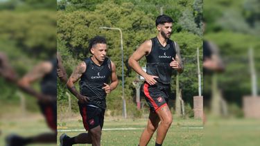 Carlos Arriola y Lucas López ya se entrenan con el plantel de Douglas Haig. Carlos Arriola y Lucas López ya se entrenan con el plantel de Douglas Haig.