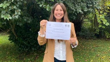 Yesica Chazarreta, licenciada en Genética, recibió el premio “Ingeniero Agrónomo Gerardo Bartolomé”. Yesica Chazarreta, licenciada en Genética, recibió el premio “Ingeniero Agrónomo Gerardo Bartolomé”.