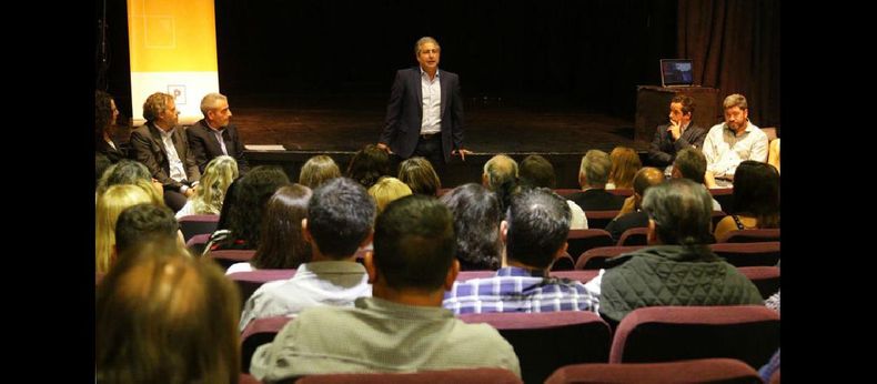 El cierre del encuentro contó con las palabras del  intendente Javier Martínez, que destacó el trabajo en equipo. (MUNICIPALIDAD DE PERGAMINO)