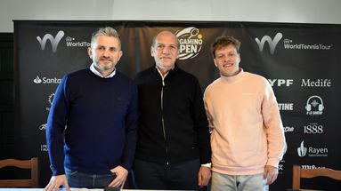 Gustavo Ciuffo, Raúl Horacio Costa y Victorio Costa en la presentación oficial del Pergamino Open.