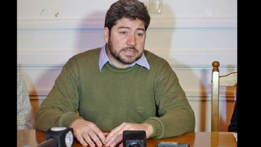 Juan Manuel Batallánez, titular del área de Tierras.  (LA OPINION)