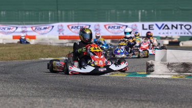 El piloto zarateño Gabriel De Lucca ya se encuentra rumbo a Estados Unidos para afrontar una nueva presentación internacional dentro del Florida Winter Tour de ROK Cup USA, uno de los certámenes invernales más exigentes del calendario norteamericano. El piloto zarateño Gabriel De Lucca ya se encuentra rumbo a Estados Unidos para afrontar una nueva presentación internacional dentro del Florida Winter Tour de ROK Cup USA, uno de los certámenes invernales más exigentes del calendario norteamericano.