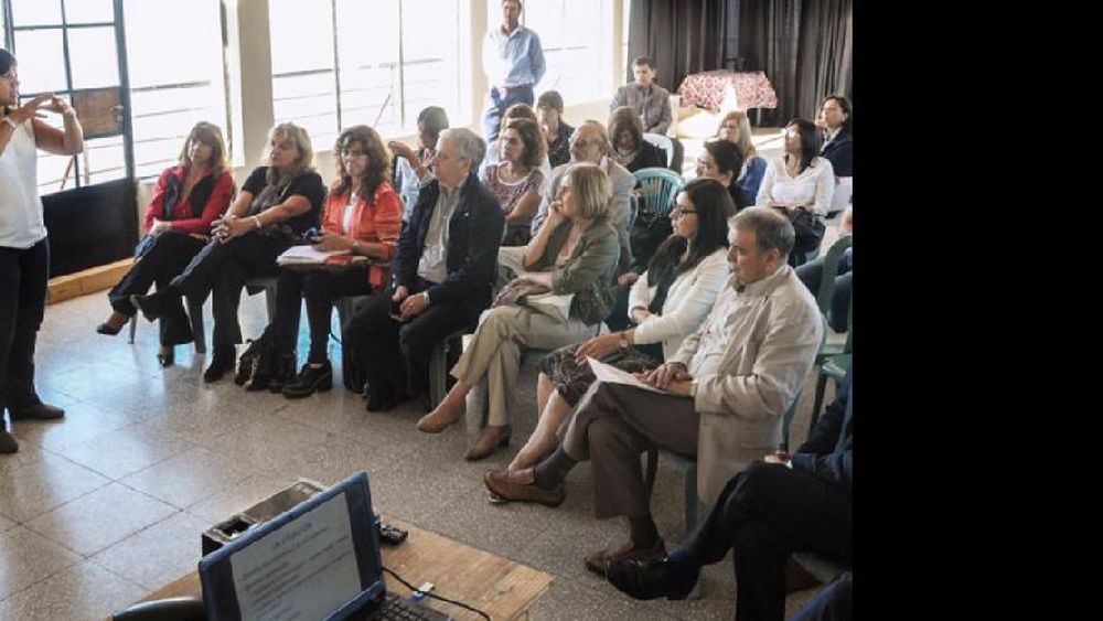 Ortiz trazó los ejes estratégicos de gestión en el Consejo Interregional. (MINISTERIO DE SALUD)