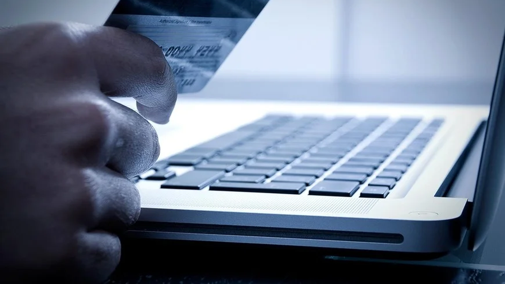 Las estafas virtuales continúan golpeando a los vecinos de San Nicolás, dejando pérdidas millonarias y preocupación entre la población. Las estafas virtuales continúan golpeando a los vecinos de San Nicolás, dejando pérdidas millonarias y preocupación entre la población.