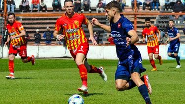 Douglas llegará al cruce ante Germinal con una racha de 12 partidos sin derrotas. Douglas llegará al cruce ante Germinal con una racha de 12 partidos sin derrotas.