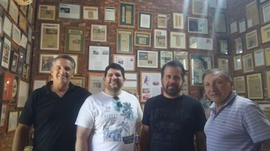 Investigadores de la Universidad Nacional de Rosario (UNR) visitaron en la mañana de hoy las instalaciones del Museo Paleontológico local para avanzar en el estudio de un ejemplar de armadillo fósil de características excepcionales. Investigadores de la Universidad Nacional de Rosario (UNR) visitaron en la mañana de hoy las instalaciones del Museo Paleontológico local para avanzar en el estudio de un ejemplar de armadillo fósil de características excepcionales.