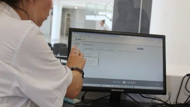 Gracias a esta herramienta, cualquier persona que resida en territorio bonaerense puede acceder a consultas médicas virtuales. Gracias a esta herramienta, cualquier persona que resida en territorio bonaerense puede acceder a consultas médicas virtuales.