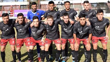 Douglas ya está en el norte del país con el deseo de sumar ante Central Norte de Salta. Douglas ya está en el norte del país con el deseo de sumar ante Central Norte de Salta.