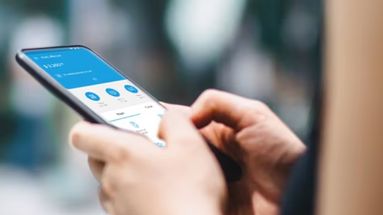 La comerciante evitó una estafa millonaria no girando un monto millonario de dinero que le exigía el delincuente que supuestamente había transferido dinero con más cero al de la supuesta operación comercial. La comerciante evitó una estafa millonaria no girando un monto millonario de dinero que le exigía el delincuente que supuestamente había transferido dinero con más cero al de la supuesta operación comercial.