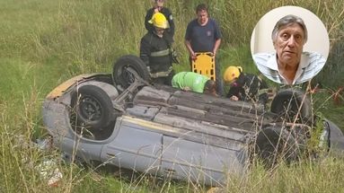 El vuelco del auto que conducía Coco Bello provocó que quedara atrapado diez horas a la vera de la bajada Fontezuela de la autopista. El vuelco del auto que conducía Coco Bello provocó que quedara atrapado diez horas a la vera de la bajada Fontezuela de la autopista.
