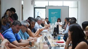 paritarias: la advertencia de la provincia a los gremios antes de retomar la discusion salarial paritarias: la advertencia de la provincia a los gremios antes de retomar la discusion salarial