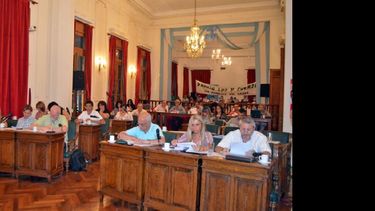 La tercera sesión tiene un extenso orden del día, con diversos proyectos de las distintas bancadas.  (ARCHIVO LA OPINION)