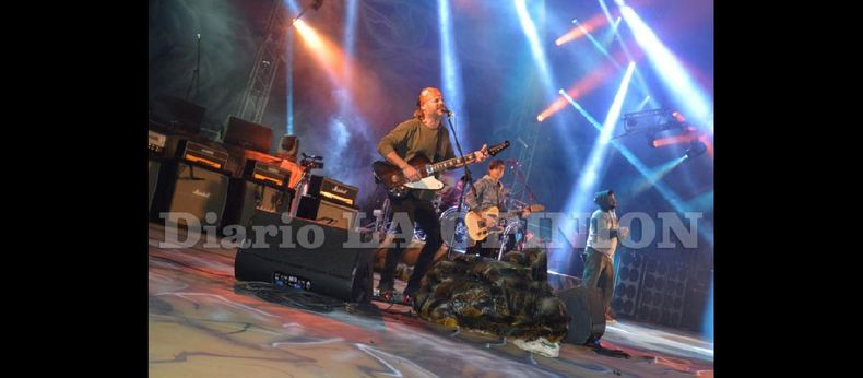 Chizzo, Tete y Tanque, los tres fundadores de la banda que hacen delirar a sus fans, incluso en las tradicionales previas que se suscitan ante cada show. (LA OPINION)