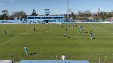 Zárate: con el aliento de su gente, CADU se despidió de la B Nacional con un empate ante Temperley Zárate: con el aliento de su gente, CADU se despidió de la B Nacional con un empate ante Temperley