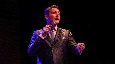 El cantante nicoleño Leandro Ponte fue convocado para encabezar el musical de tango “Tango Tirao”, una ambiciosa producción que se presentará el domingo 19 de abril a las 20 horas en el Auditorio y Centro de Congresos Víctor Villegas, en la ciudad de Murcia. El cantante nicoleño Leandro Ponte fue convocado para encabezar el musical de tango “Tango Tirao”, una ambiciosa producción que se presentará el domingo 19 de abril a las 20 horas en el Auditorio y Centro de Congresos Víctor Villegas, en la ciudad de Murcia.