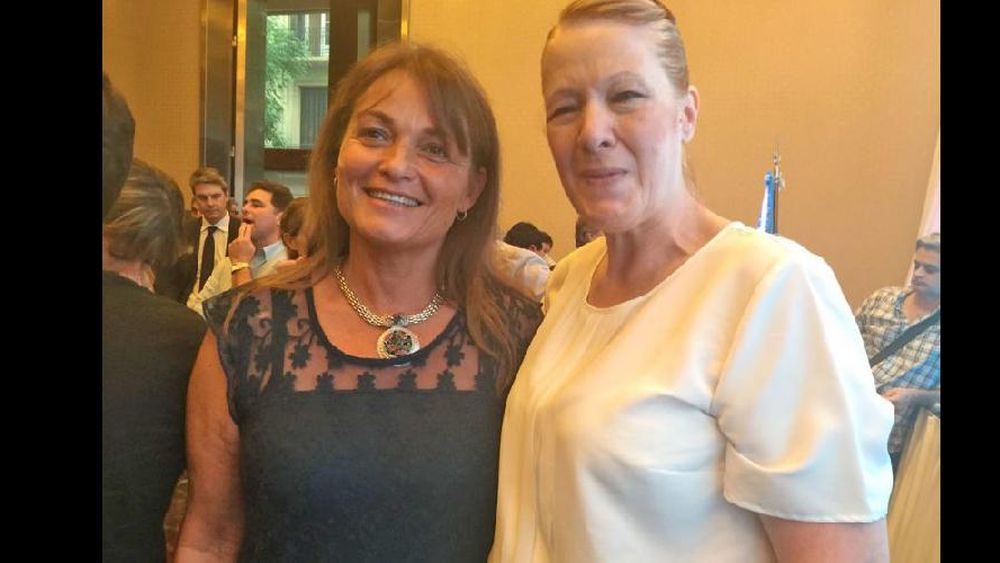 La diputada pergaminense María del Huerto Ratto y la líder de Progresistas, Margarita Stolbizer. (PRENSA DIPUTADOS FRENTE RENOVADOR)
