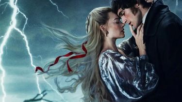 Cumbres Borrascosas: Margot Robbie y Jacob Elordi protagonizan la nueva adaptación del clásico romántico de Emily Brontë, dirigida por Emerald Fennell.