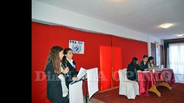 La finalización del Modelo se realizó mediante un acto solemne de cierre luego del Plenario Final. (LA OPINION)