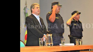 El intendente tendrá a su cargo la conducción de la Policía. (LA OPINION)