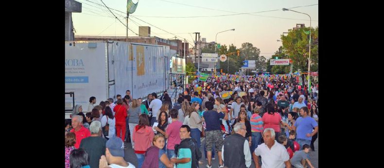 Con atractivos y sorpresas, la zona sur de la ciudad será una vez más, un espacio en el que el arte y el comercio logren su mejor combinación. (ARCHIVO LA OPINION)