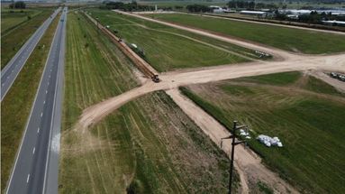 Ya se vislumbra la traza del acceso directo de la Autopista 8 al Nuevo Parque Industrial Pergamino.