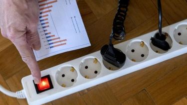 El Gobierno argentino dispuso la creación de un Comité para evaluar la posibilidad de medir los consumos de luz en las horas de más o menos demanda.