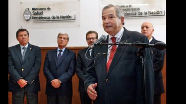 Lemus habló del plan de salud al poner en funciones a sus colaboradores. (MINISTERIO DE SALUD)