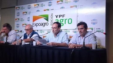 La simplificación y desburocratización de la actividad económica se erigen como medidas estructurales indispensables para aumentar la competitividad