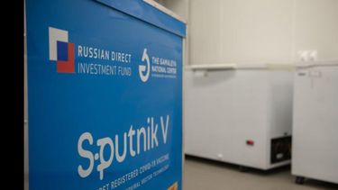 El Gobierno habilitará la aplicación de una cuarta dosis para todas las personas que necesiten viajar y estén inmunizadas con la dosis rusa.