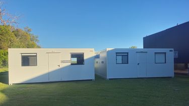 La Escuela Técnica N° 3 amplía su capacidad con nuevas aulas modulares. La Escuela Técnica N° 3 amplía su capacidad con nuevas aulas modulares.