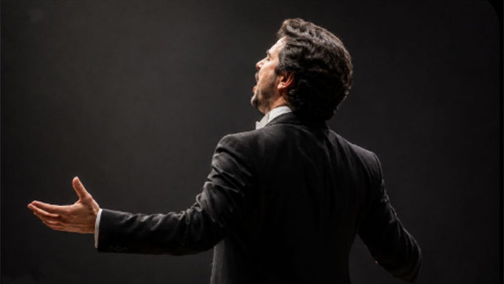Diego Parrillo y Román Moreno Rubio encabezarán este jueves la Tertulia Lírica – Gala patria, una velada musical en homenaje a la Revolución de Mayo en el Conservatorio de Música Pergamino. Diego Parrillo y Román Moreno Rubio encabezarán este jueves la Tertulia Lírica – Gala patria, una velada musical en homenaje a la Revolución de Mayo en el Conservatorio de Música Pergamino.