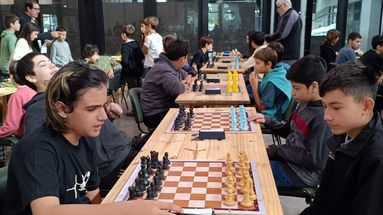 Jóvenes ajedrecistas de toda la región participaron en la primera fecha del 2º Circuito.