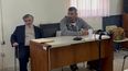 Iván Bolado en el juicio junto a su abogado defensor, Cristian Pérez, a quien desconoció como su presentante legal e intentó llevar adelante su propia defensa legal. Iván Bolado en el juicio junto a su abogado defensor, Cristian Pérez, a quien desconoció como su presentante legal e intentó llevar adelante su propia defensa legal.