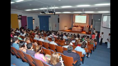 La charla será en el auditorio Atahualpa Yupanqui de la Universidad del Noroeste. (ARCHVIVO LA OPINION)