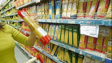 El ministro de Desarrollo Productivo, Matías Kulfas, dijo que se ampliaría el fideicomiso creado para atenuar las subas internacionales. El ministro de Desarrollo Productivo, Matías Kulfas, dijo que se ampliaría el fideicomiso creado para atenuar las subas internacionales.